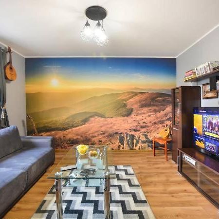 Apartament Folkowy Wujek Pod Gromadzyniem 下乌斯奇基 外观 照片