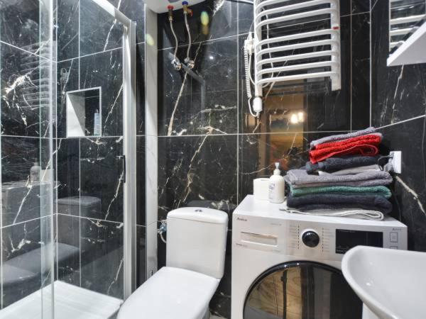 Apartament Folkowy Wujek Pod Gromadzyniem 下乌斯奇基 外观 照片
